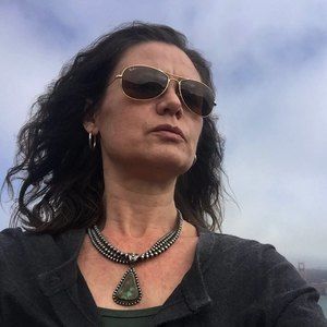 Meet your Posher, Denise